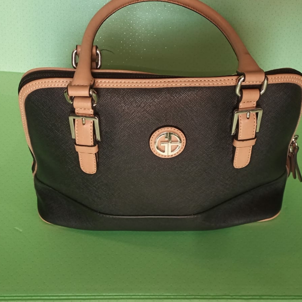 Giani Bernini Black purse